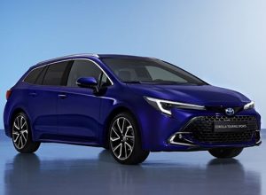 TOYOTA_Corolla-Touring-Sports-2022_main